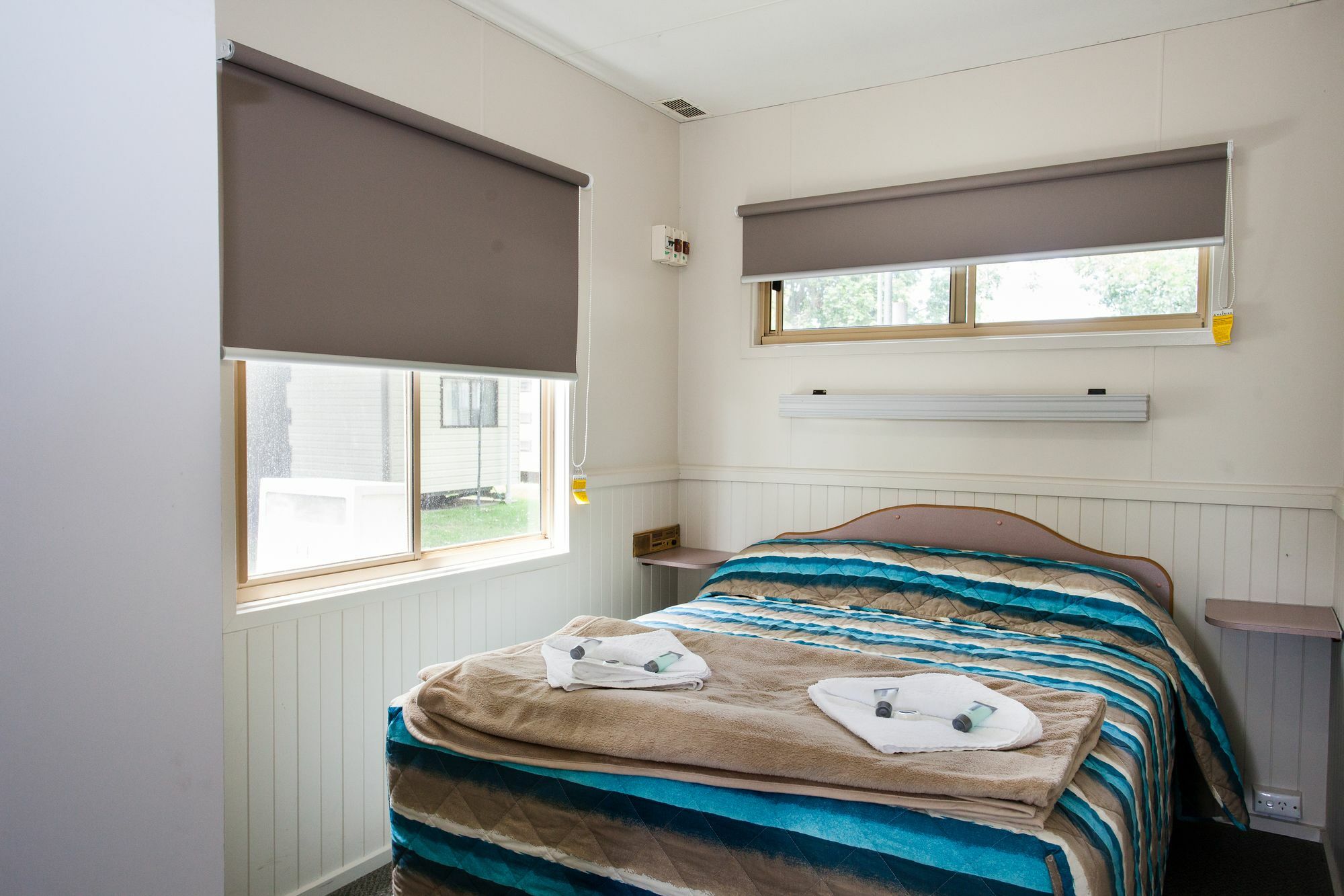Nrma Bairnsdale Riverside Holiday Park Екстер'єр фото